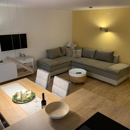 Moderne Ferienwohnung Nahe Swr Und Golfplatz Baden-Baden Kültér fotó