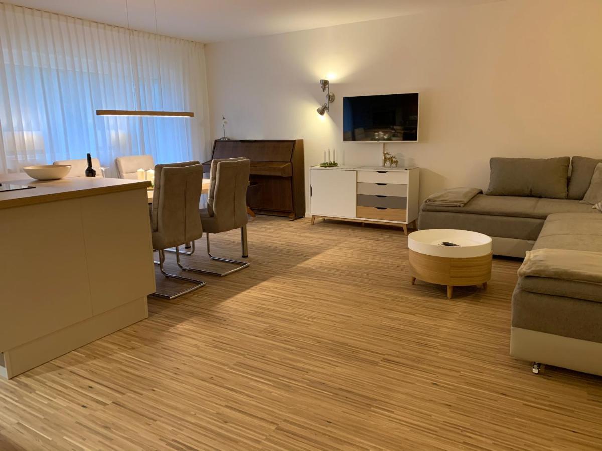 Moderne Ferienwohnung Nahe Swr Und Golfplatz Baden-Baden Kültér fotó