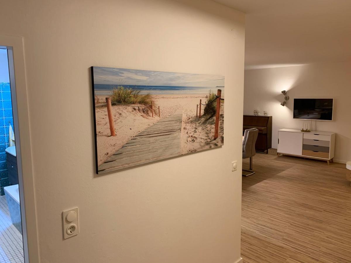 Moderne Ferienwohnung Nahe Swr Und Golfplatz Baden-Baden Kültér fotó